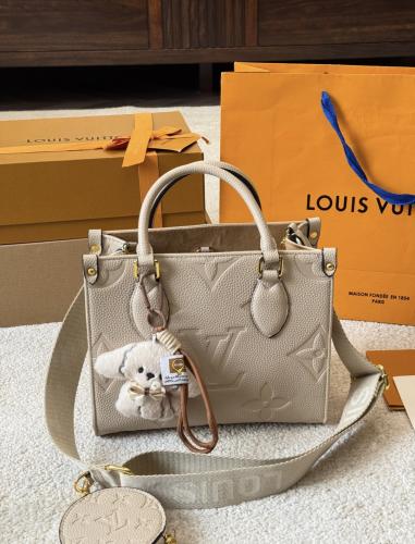 شنطة ( بيج )LV onthego bag
