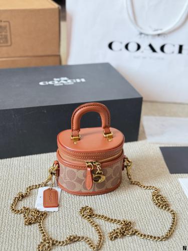 COACH شنط كوتش دلو (بني )