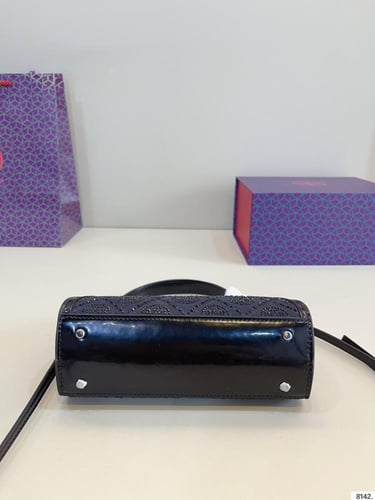 توري بورش اسود