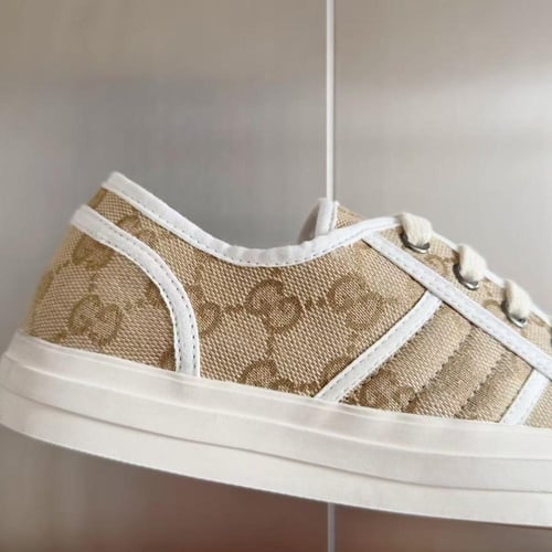 Gucci shoes شوز قوتشي ( ابيض -بني)