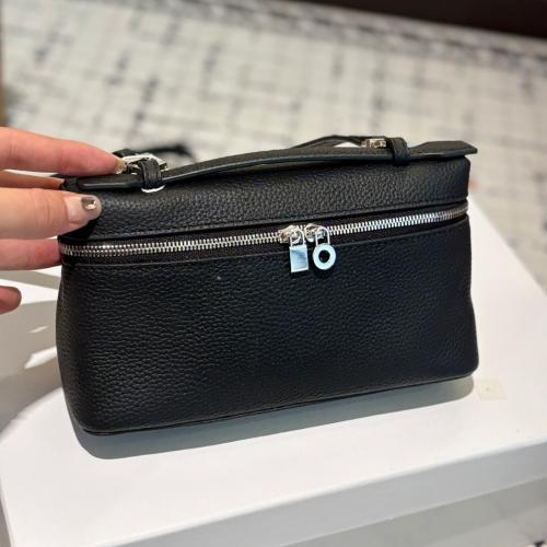 شنط لورو بيانا