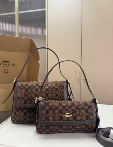 حقيبة كوتش ( بني ) Coach Etta bag