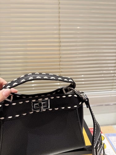 حقيبة فندي ( اسود) Fendi bag