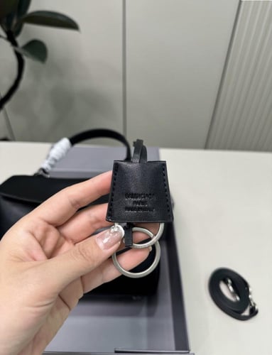 شنط بالنسياغا ( اسود فضي ) Balenciaga RODEO bag