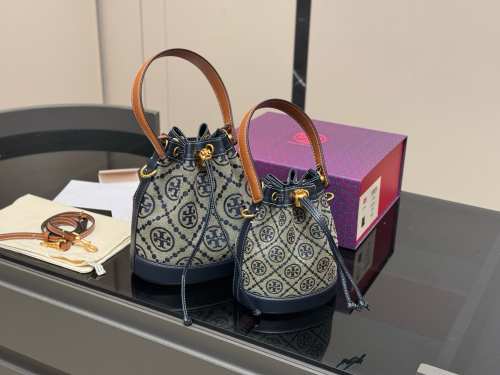 توري بورش (كحلي) Tory Burch