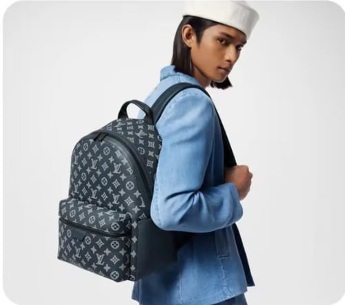 حقيبة الظهر ( كحلي ) LV bag