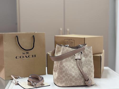 حقيبة كوتش ( بني - بيج ) Coach Rowan bag