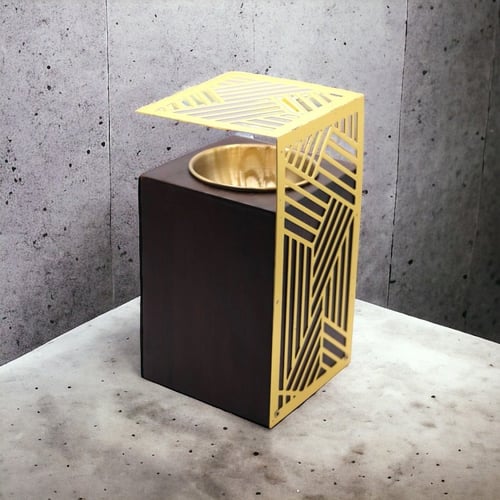 مبخرة خشبية