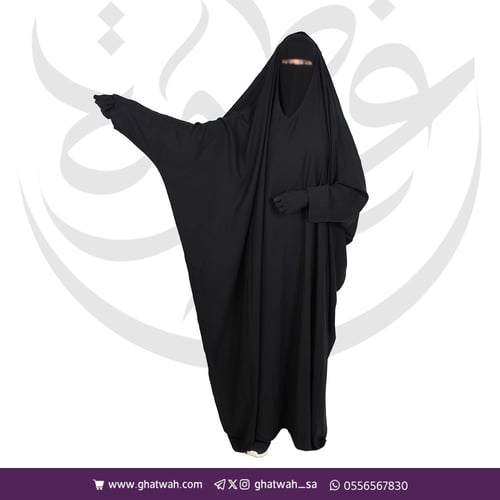 عباية راس كم سوارة مسكرة