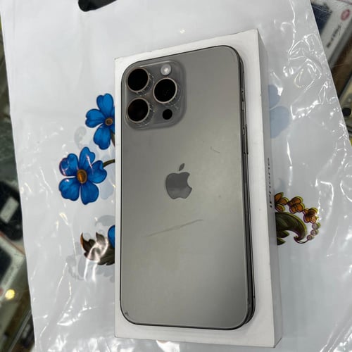 ابل - ايفون 15 برو ماكس مستعمل بذاكرة 256 قيقا