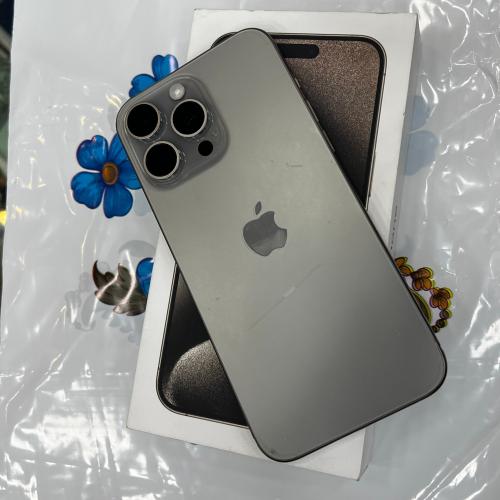 ابل - ايفون 15 برو ماكس مستعمل بذاكرة 256 قيقا