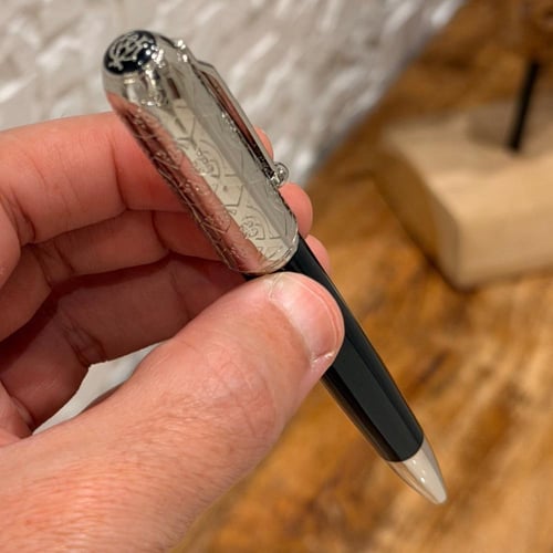 دنهل سايد كار إصدار خاص