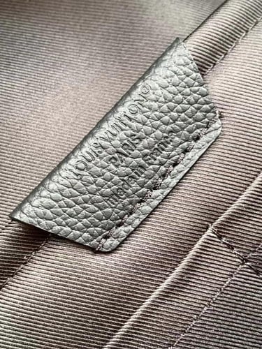 حقيبة ظهر لويس فيتون ( Discovery Work )