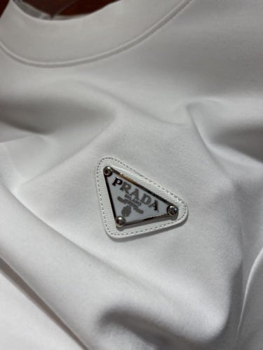 تيشيرت برادا شتوي