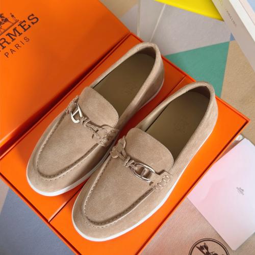 حذاء لوفر هيرمز ( مخمل )