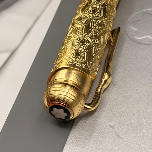 قلم مونت ( الأخوين يعقوب وويلهلم غريم)