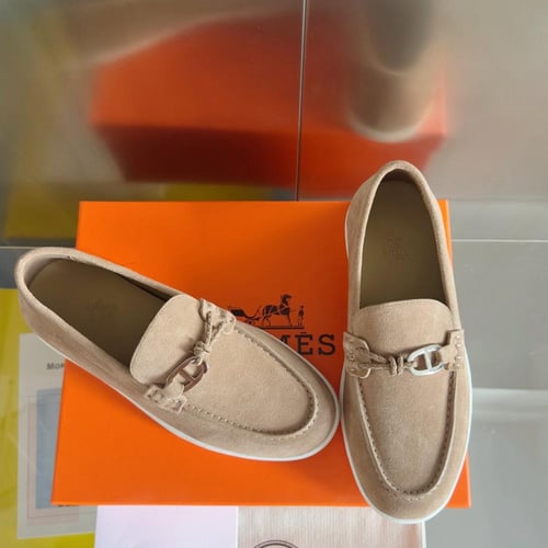 حذاء لوفر هيرمز ( مخمل )