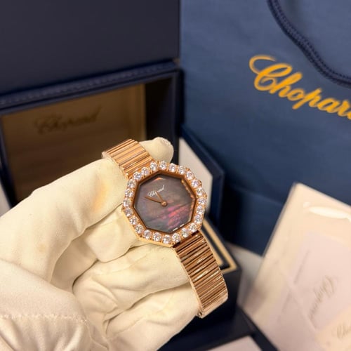 ساعة شوبارد ( لي يور دو ديامنت )