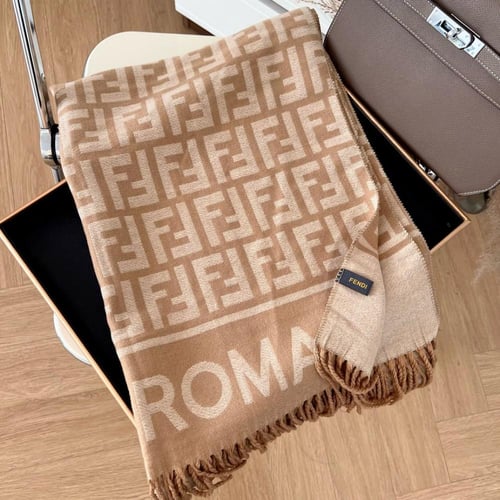 سكارف - فندي