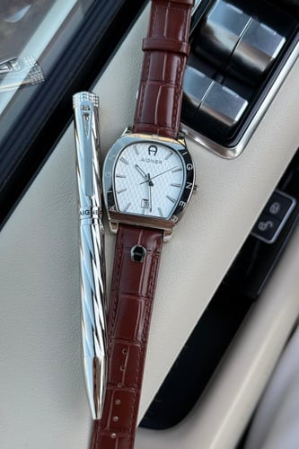 طقم ماركة أقنر (ساعة + قلم)