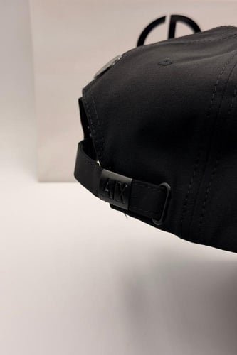 كاب أرماني إكسشينج