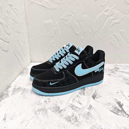 شوز نايك & قوتشي اصدار خاص