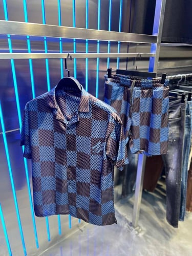 طقم صيفي ماركة لويس فيتون