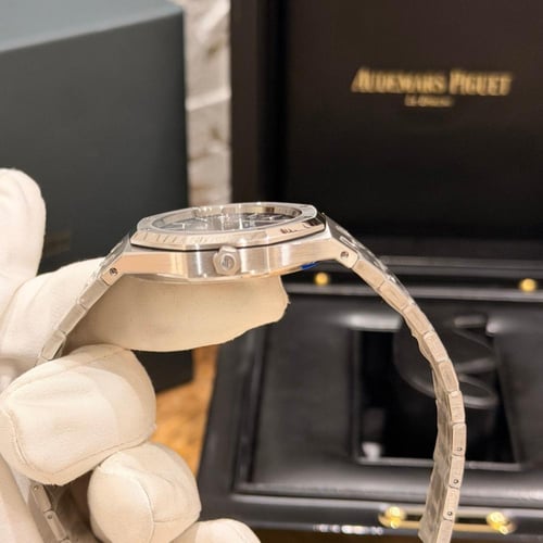 أودمارز بيجيه ( رويال أوك )