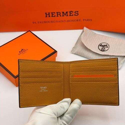 محفظة هرمز نقود