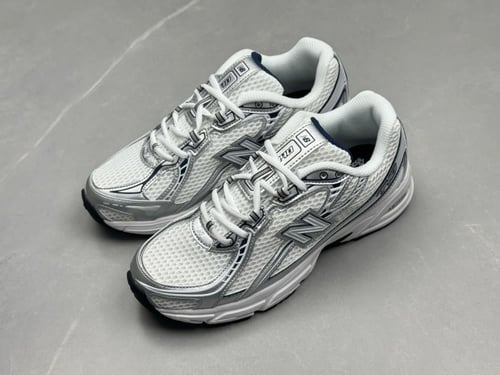 حذاء نيو بالانس - 740