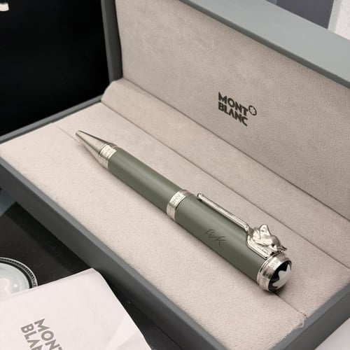 قلم الذئب wolf