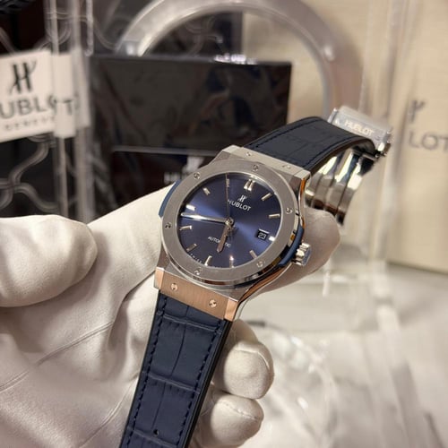 هوبلت كلاسيك فيوجن ( سويسري )