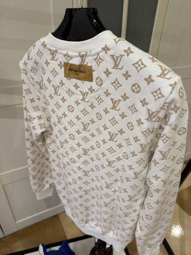 تيشيرت لويس فيتون شتوي