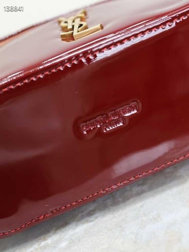 حقيبة إف سان لوران ( صغيرة)