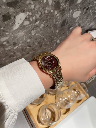 فرزاتشي سافيتي بين