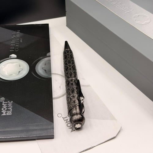 قلم مونت ( الأخوين يعقوب وويلهلم غريم)