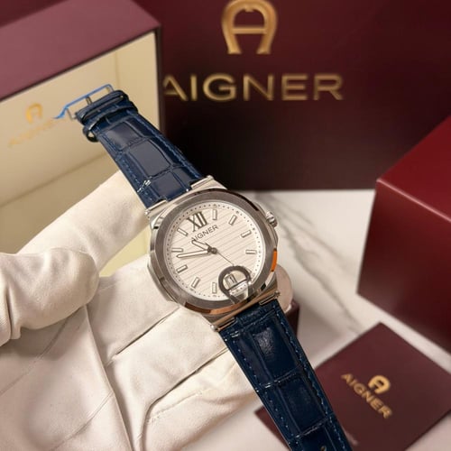 ساعات أقنر ( تافيانو ) جلد