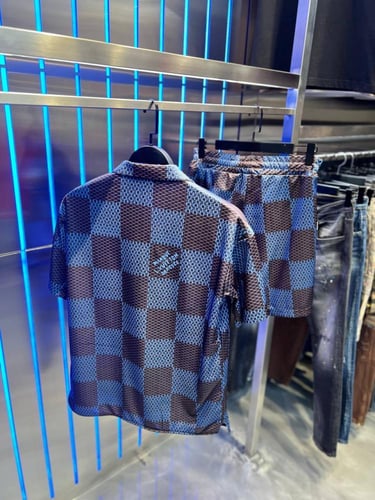 طقم صيفي ماركة لويس فيتون