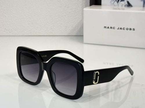 نظارة مارك جاكوب