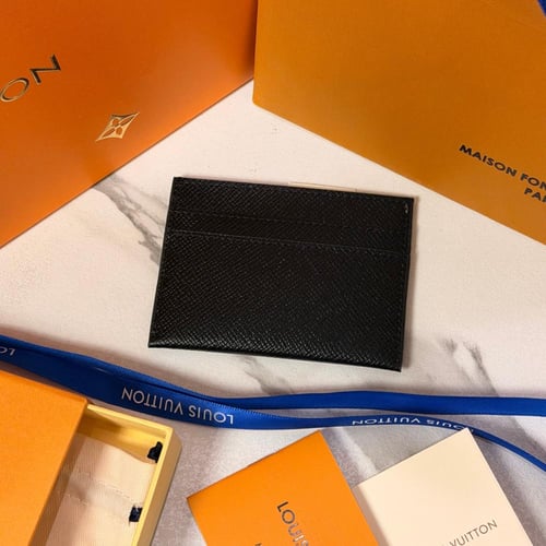 محافظ بطاقات لويس فيتون
