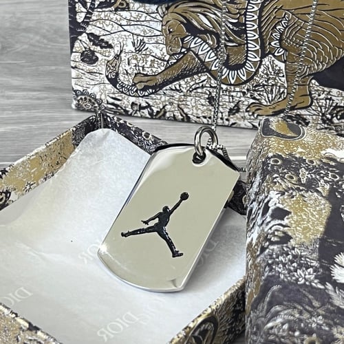 سلاسل ماركات رجالي