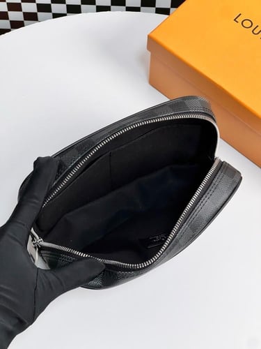 حقيبة يد لويس فيتون (صغيرة)