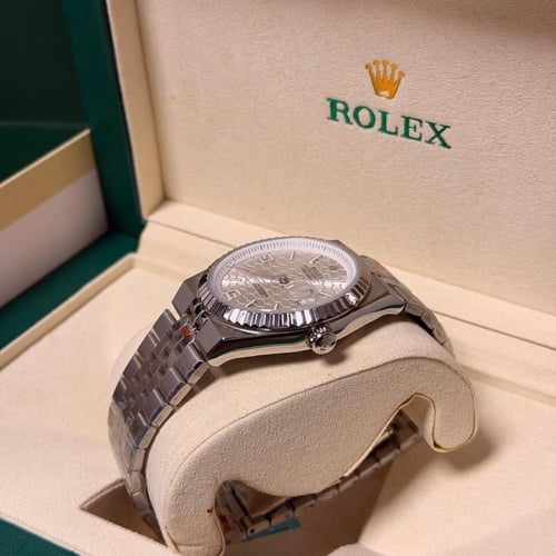 رولكس لاندوير مقاس ( 40 )