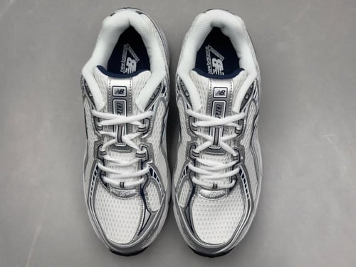 حذاء نيو بالانس - 740