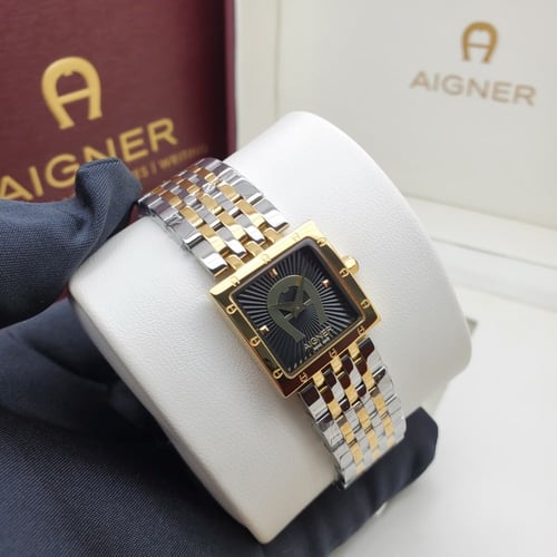 ساعة أقنر نسائي