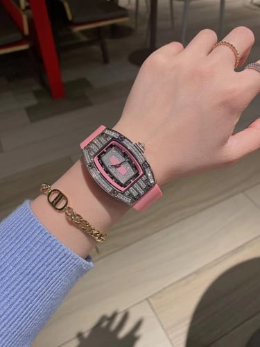 ريتشارد ميل نسائي