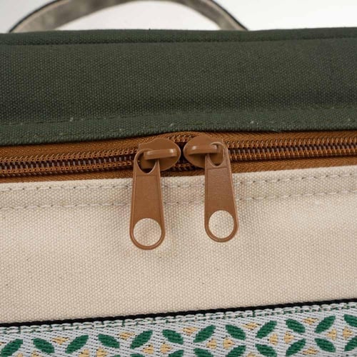 شنطة روفا منقوشة 23 لتر، ممتازة لحمل وحفظ مقتنياتك...