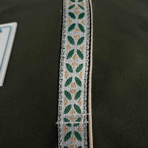 شنطة روفا منقوشة 23 لتر، ممتازة لحمل وحفظ مقتنياتك...