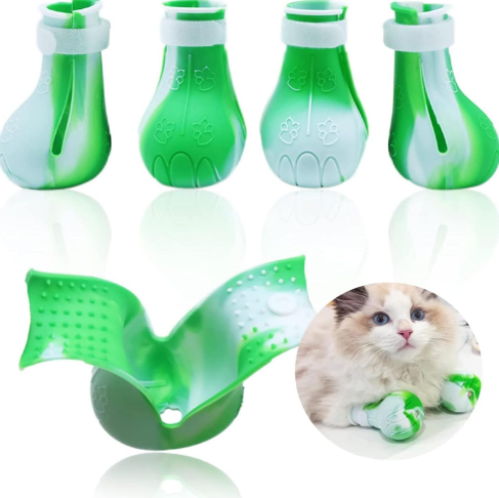Glove for cats