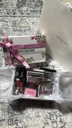 New box Dior